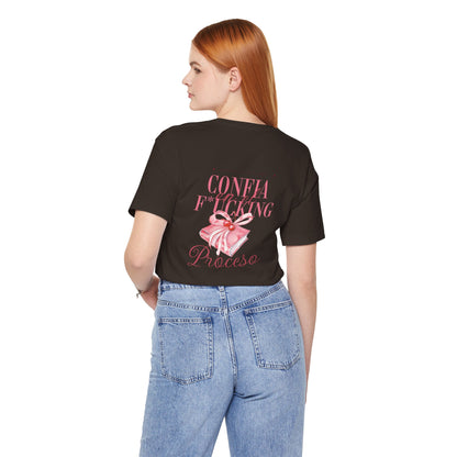 Confía F*cking Proceso Pink Ribbon T-Shirt — Spanish Motivational Graphic Tee